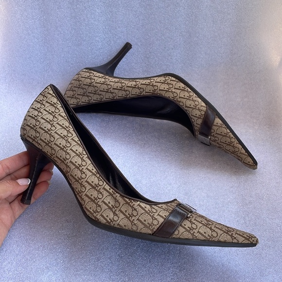 Christian Dior brown monogram heels - Picture 9 of 16
